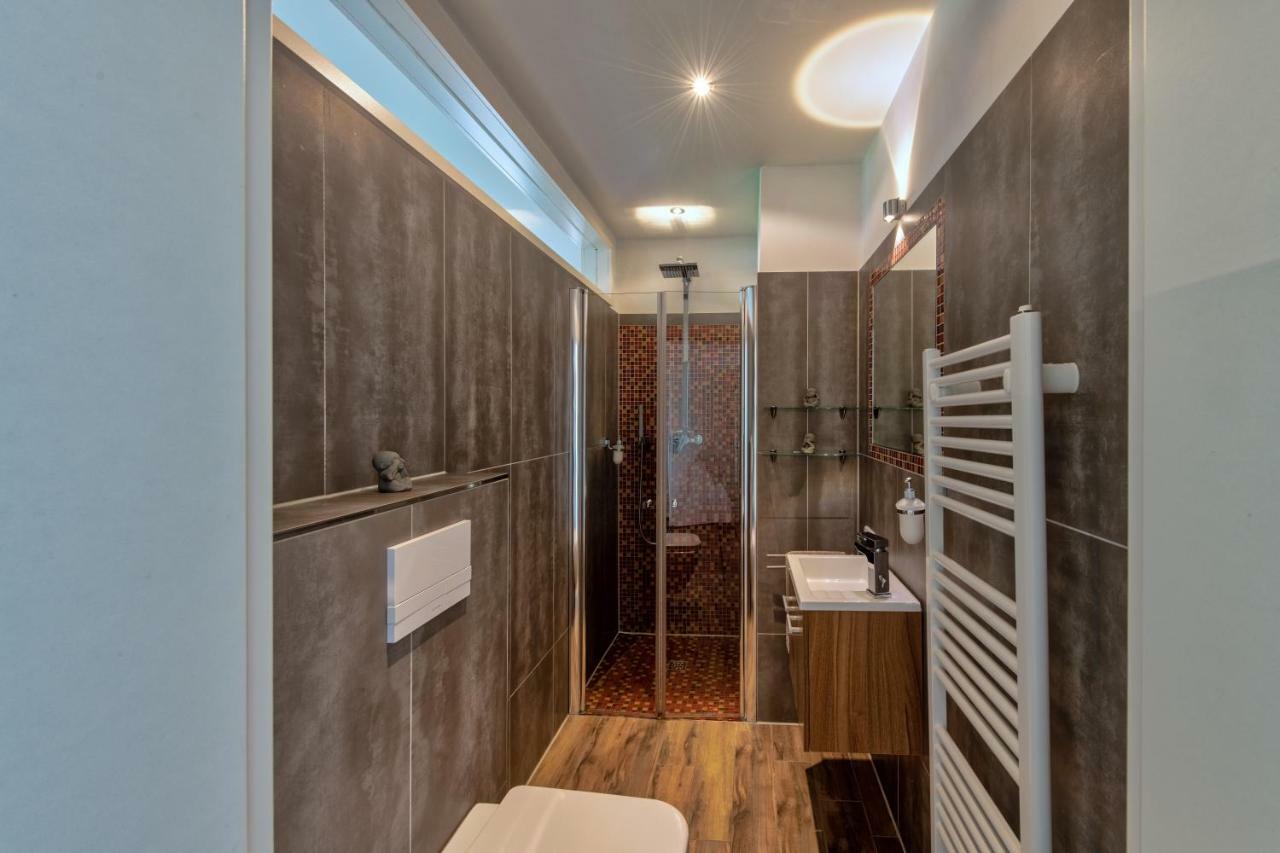 Apartament "Myharbourfront", Luxurioeses Wohnen An Der Hafenmole Rostock Zewnętrze zdjęcie